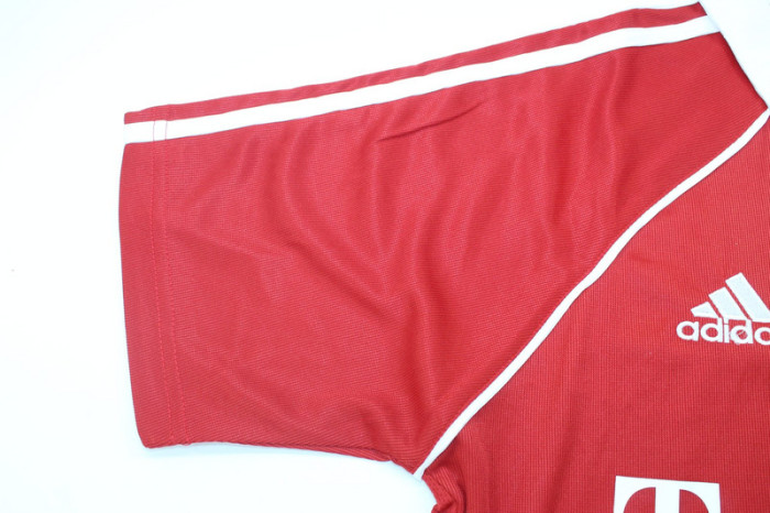 with Bundeslliga Patch Retro Jersey 2005-2006 Bayern Munich Home Soccer Jersey Vintage Football Shirt