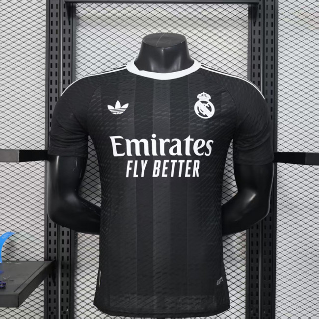 Player Version 2025-2026 Real Madrid Black Goalkeeper Soccer Jersey Real Football Shirt