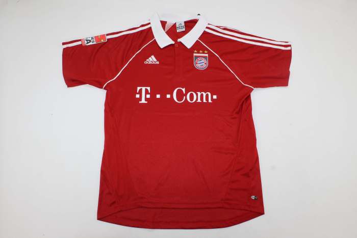 with Bundeslliga Patch Retro Jersey 2005-2006 Bayern Munich Home Soccer Jersey Vintage Football Shirt