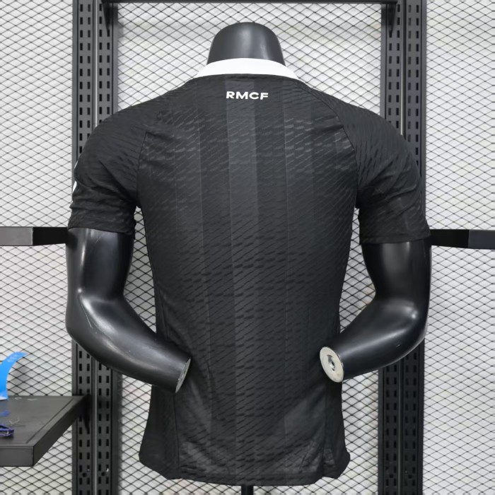 Player Version 2025-2026 Real Madrid Black Goalkeeper Soccer Jersey Real Football Shirt