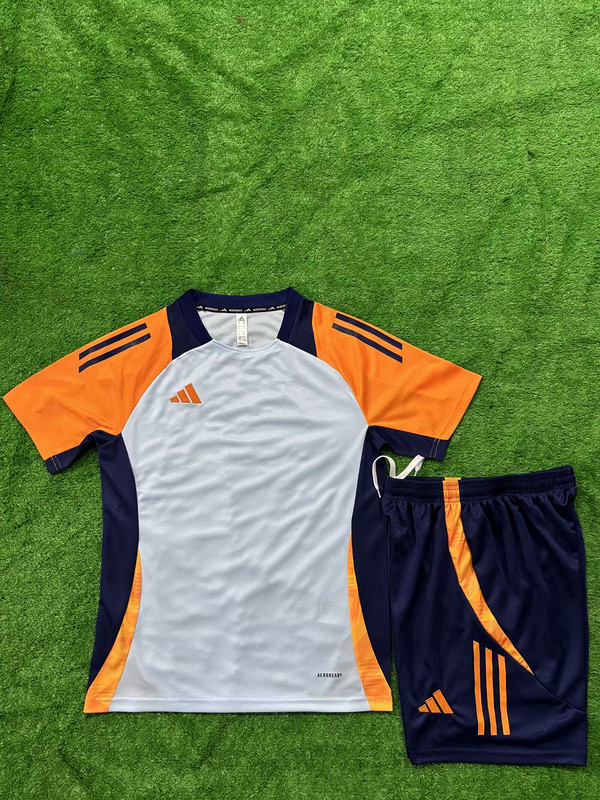 AD703 Blank DIY Soccer Training Uniforms Men's Custom Jersey and Shorts Youth Kids Football Set