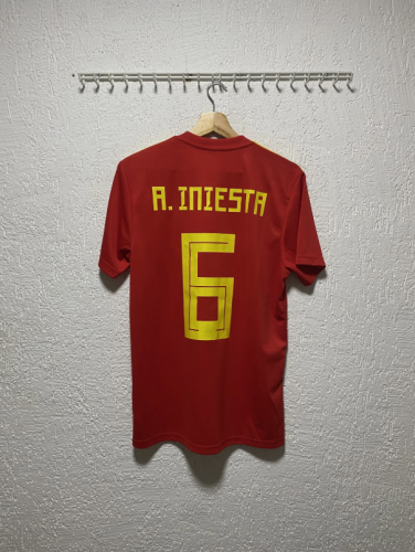 Retro Jersey 2018 World Cup Spain A.INIESTA 6 Home Soccer Jersey Camiseta de España Football Shirt