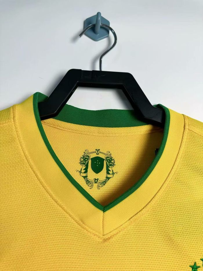 Retro Jersey 2012-2013 Brazil Home Soccer Jersey Vintage Brasil Camisetas de Futbol