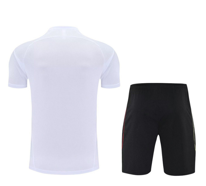 Adult Uniform 2025-2026 Juventus White Soccer Training Shirt and Shorts Football Set