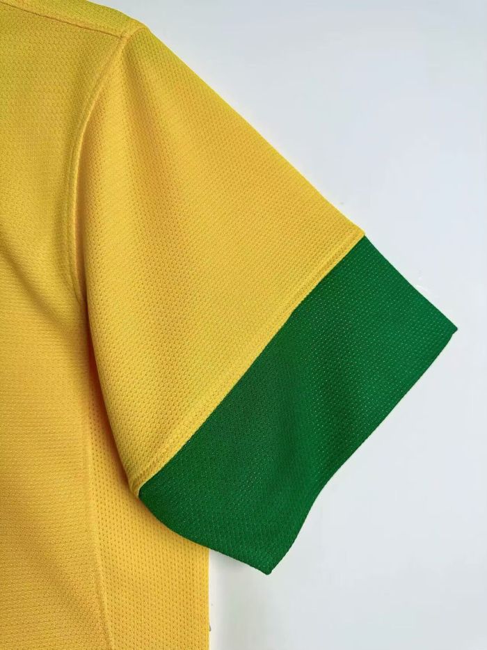 Retro Jersey 2012-2013 Brazil Home Soccer Jersey Vintage Brasil Camisetas de Futbol