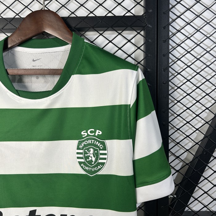 Fan Version 2025-2026 Sporting Lisbon Home Football Shirt Soccer Jersey