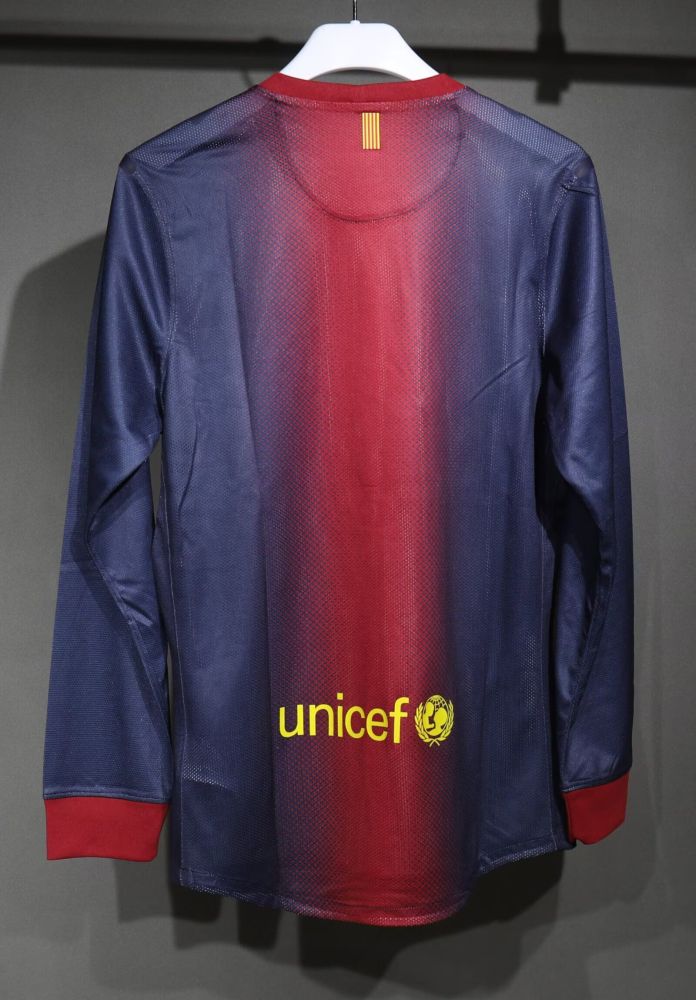 Player Version Retro Shirt Long Sleeve 2012-2013 Barcelona Home Soccer Jersey