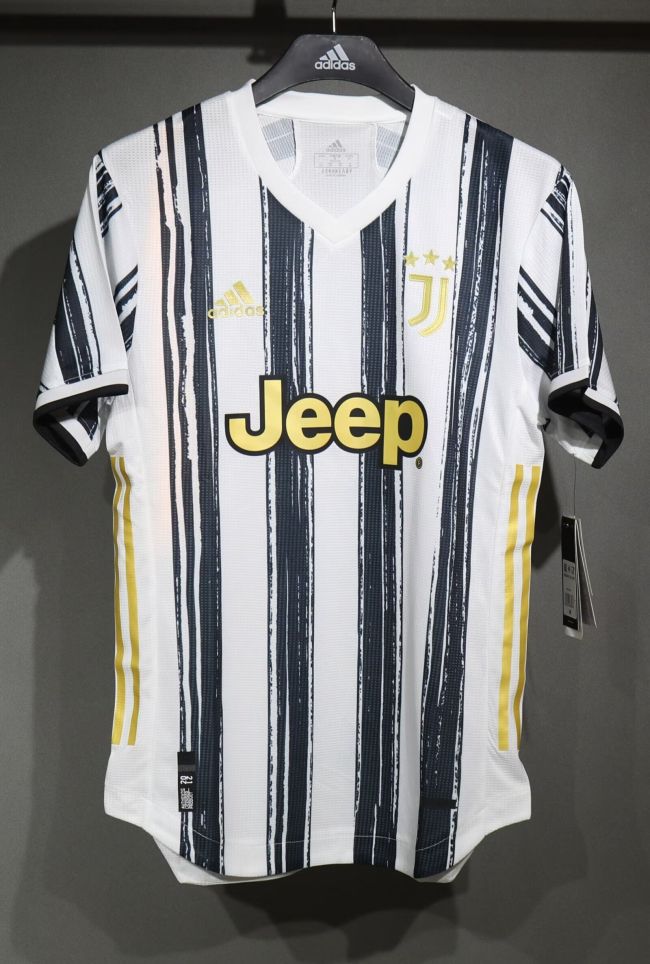 Player Version Retro Jersey 2020-2021 Juventus Home Soccer Jersey Vintage Football Shirt