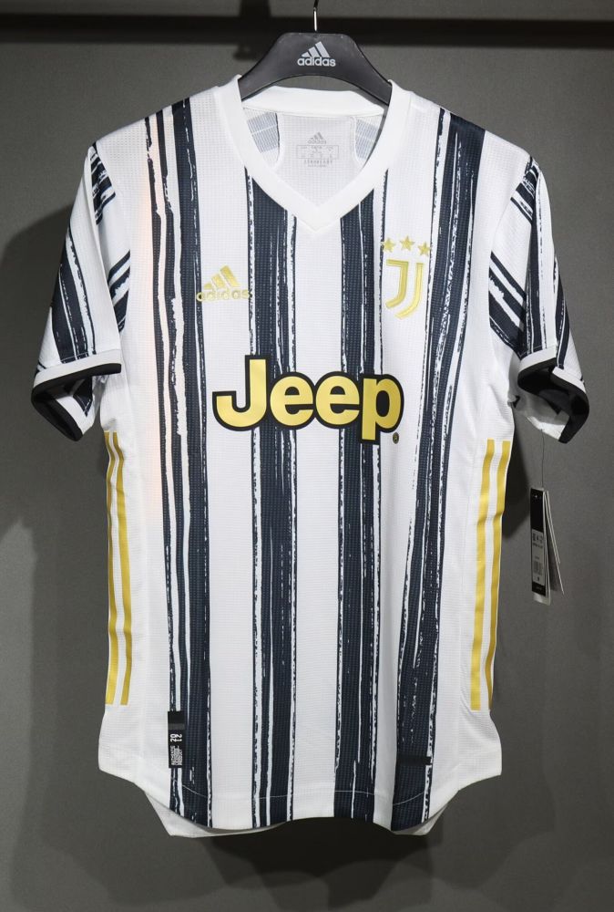 Player Version Retro Jersey 2020-2021 Juventus Home Soccer Jersey Vintage Football Shirt