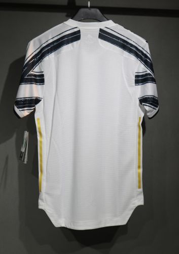 Player Version Retro Jersey 2020-2021 Juventus Home Soccer Jersey Vintage Football Shirt
