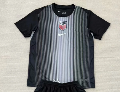 Fan Version 2025 USA Black Goalkeeper Soccer Jersey United States Football Shirt