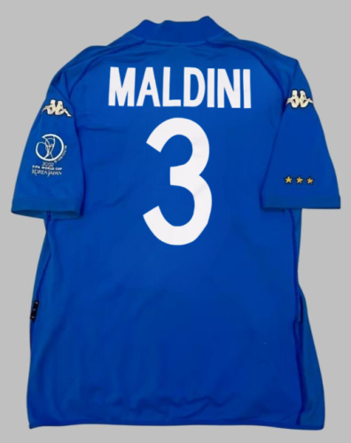 with Patch Retro Jersey 2002 Italy MALDINI 3 Home Soccer Jersey Vintage Football Shirt
