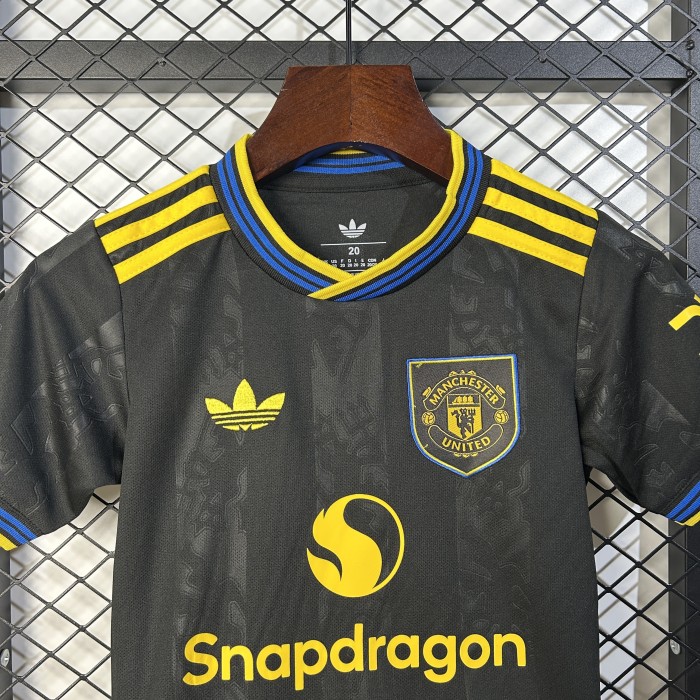 Youth Uniform Kids Kit 2025-2026 Manchester United Third Away Black Soccer Jersey Shorts Child Football Set