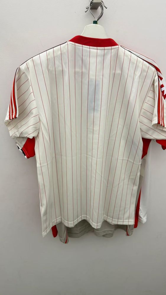 Retro Model 2025-2026 Benfica White/Red Lines Soccer Jersey Football Shirt