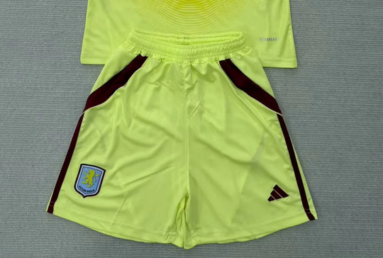 Fan Version 2025-2026 Aston Villa Yellow Goalkeeper Soccer Shorts Football Shorts