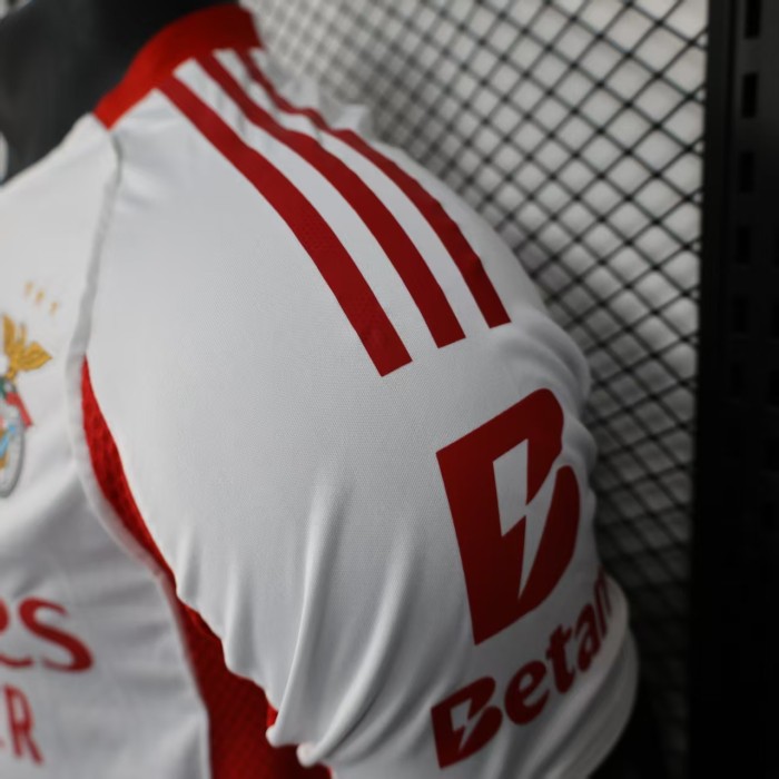 Player Version 2025-2026 Benfica Away White Soccer Jersey Football Shirt