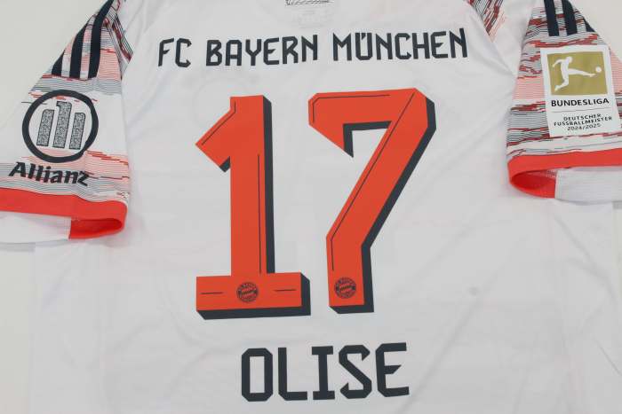 with Bundesliga Patch Fan Version 2025-2026 Bayern Munich OLISE 17 Away Soccer Jersey Bayern Munchen Football Shirt