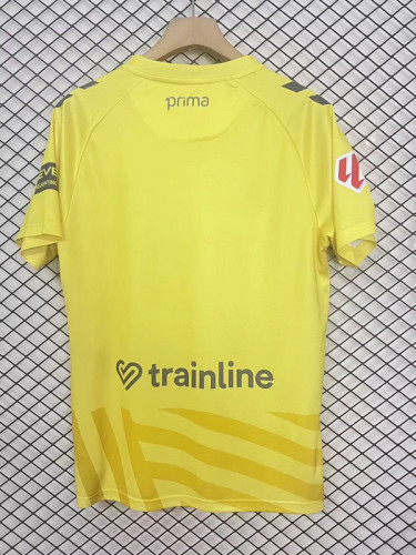 with Laliga Patch Fan Version 2025-2026 Real Betis Yellow Goalkeeper Soccer Jersey Football Shirt