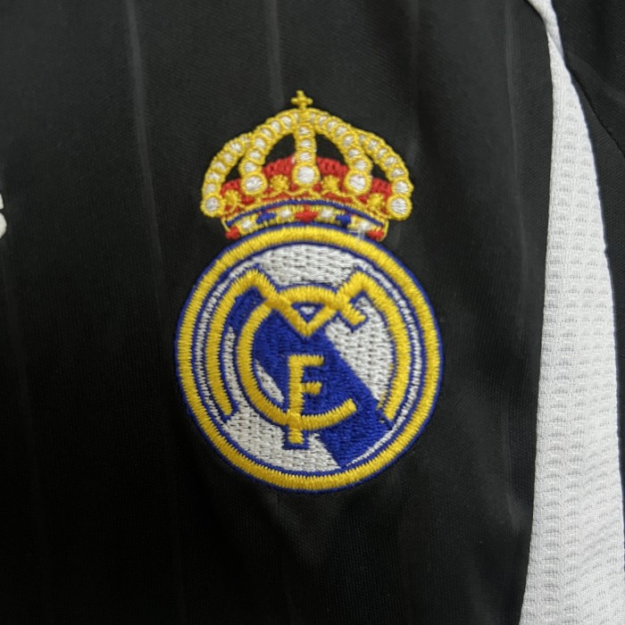 Retro Youth Uniform Kids Kit 2006-2007 Real Madrid Away Black Soccer Jersey Shorts Child Football Set