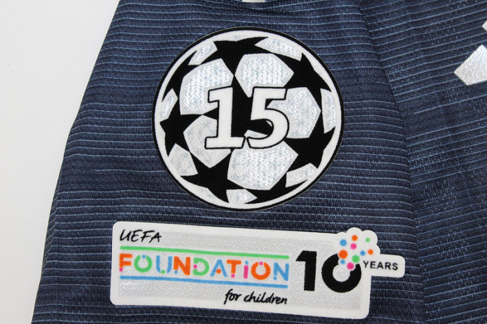 with Champions League Sleeve Badge & Intercontinental Cup Winners Badge Fans Version 2025-2026 Real Madrid Away Soccer Jersey Real Football Shirt