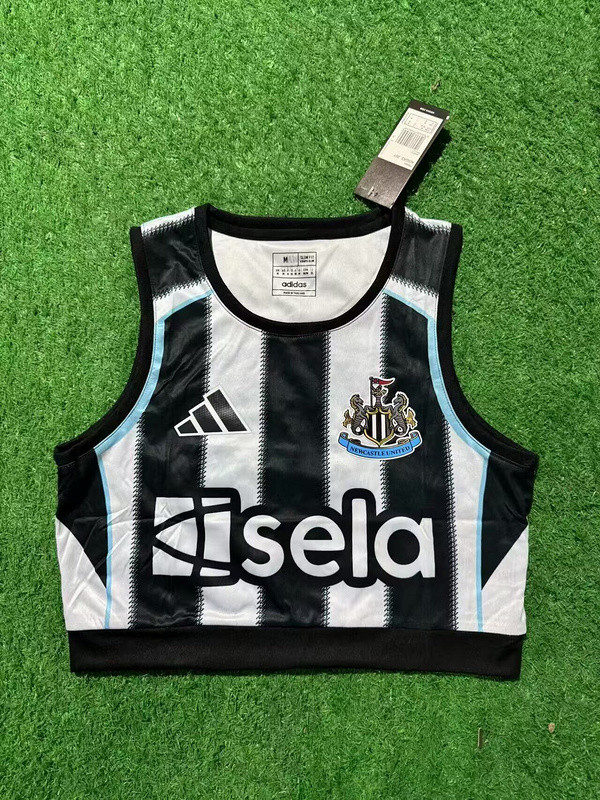 Women 2025-2026 Newcastle United Home Soccer Yoga Vest Girl Football Jersey