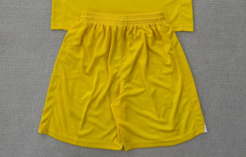 Fan Version 2025-2026 Inter Milan Yellow Goalkeeper Soccer Shorts Football Shorts