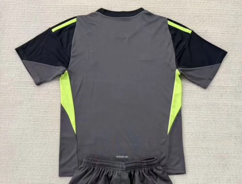 Maillot Juve Shirt Fans Version 2025-2026 Juventus Black Goalkeeper Soccer Jersey Football Shirt