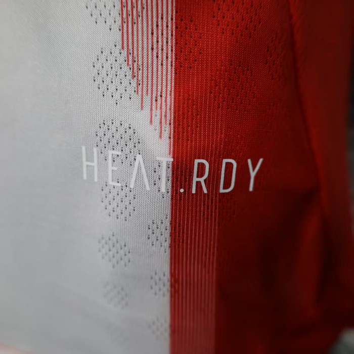 Player Version 2025-2026 Bayern Munich Home Soccer Jersey Bayern Munchen Red/White Football Shirt
