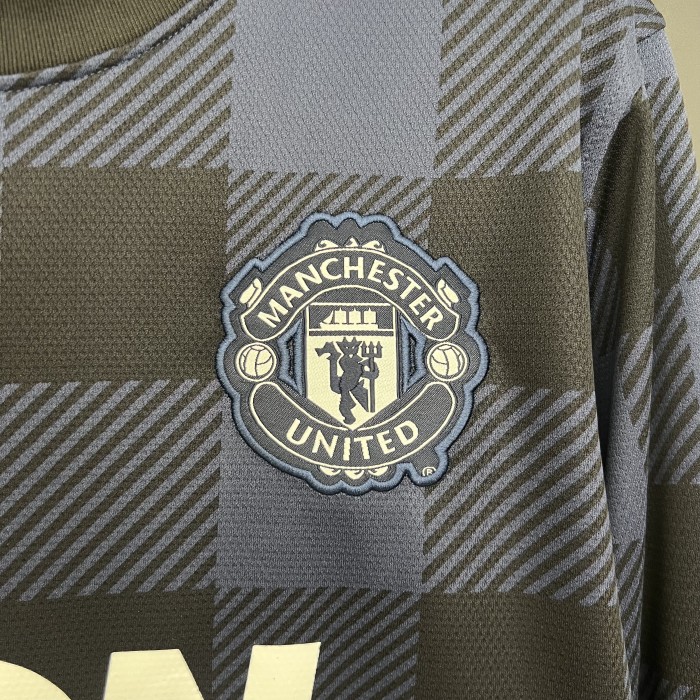 Long Sleeve Retro Jersey 2013-2014 Manchester United Third Away Blue Soccer Jersey Vintage Football Shirt