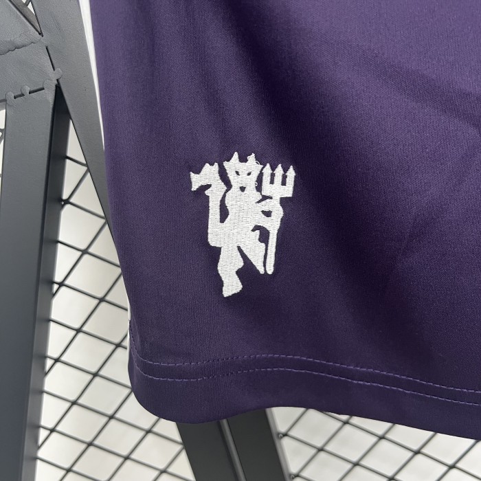 Fan Version 2025-2026 Manchester United Purple Soccer Shorts Football Shorts