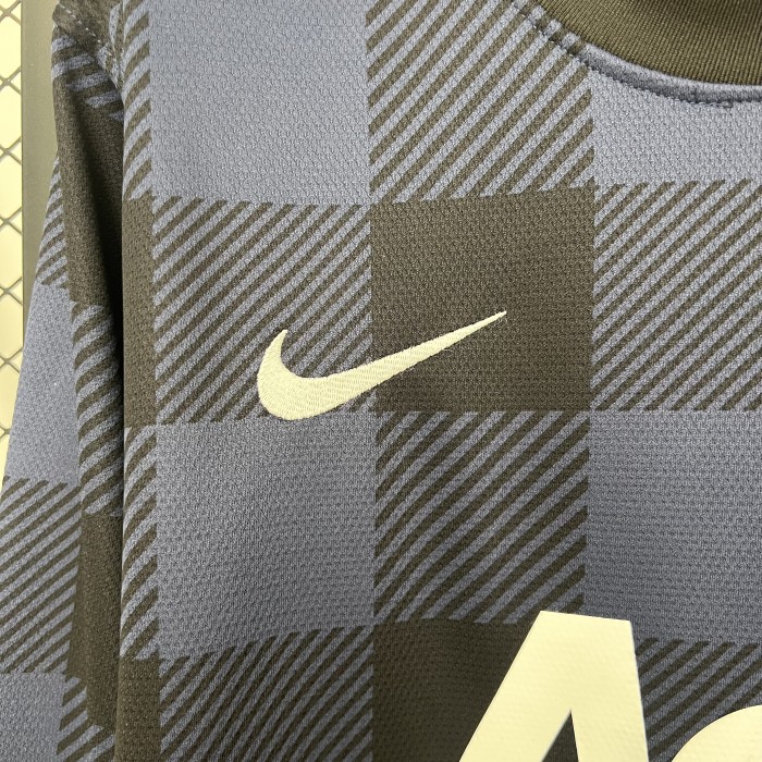 Long Sleeve Retro Jersey 2013-2014 Manchester United Third Away Blue Soccer Jersey Vintage Football Shirt