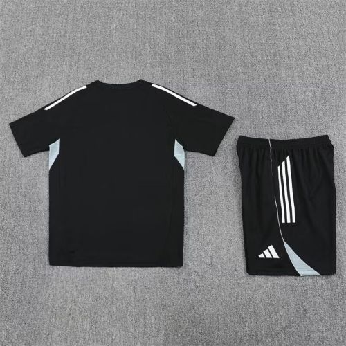 Adult Uniform 2025-2026 Germany Black Soccer Training Jersey and Shorts Football Kits