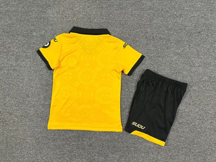 Youth Uniform Kids Kit 2025-2026 Wolverhampton Wanderers Home Soccer Jersey Shorts Wolves Child Wolves Football Set