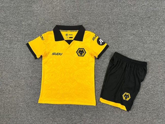 Youth Uniform Kids Kit 2025-2026 Wolverhampton Wanderers Home Soccer Jersey Shorts Wolves Child Wolves Football Set