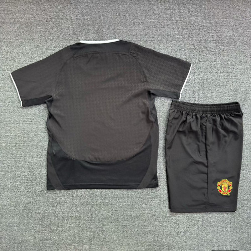 Retro Youth Uniform Kids Kit 2003-2004 Manchester United Black Soccer Jersey Shorts Vintage Child Football Set
