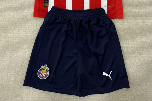 Fan Version 2025-2026 Chivas Home Soccer Shorts Football Shorts