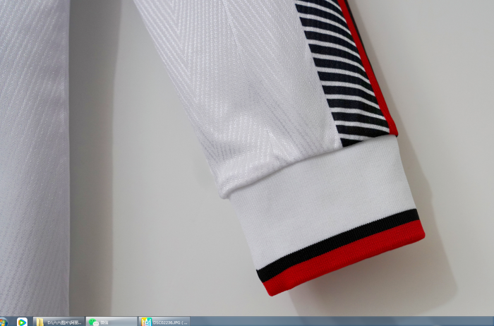 Long Sleeve Retro Jersey 1997-1998 AC Milan Away White Soccer Jersey Vintage Football Shirt