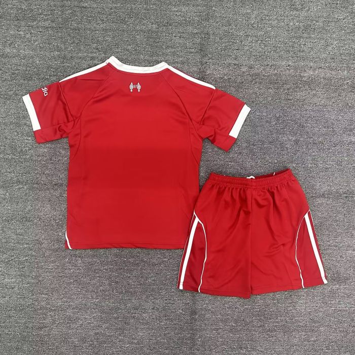Youth Uniform Kids Kit 2025-2026 Liverpool Home Soccer Jersey Shorts Child Football Set