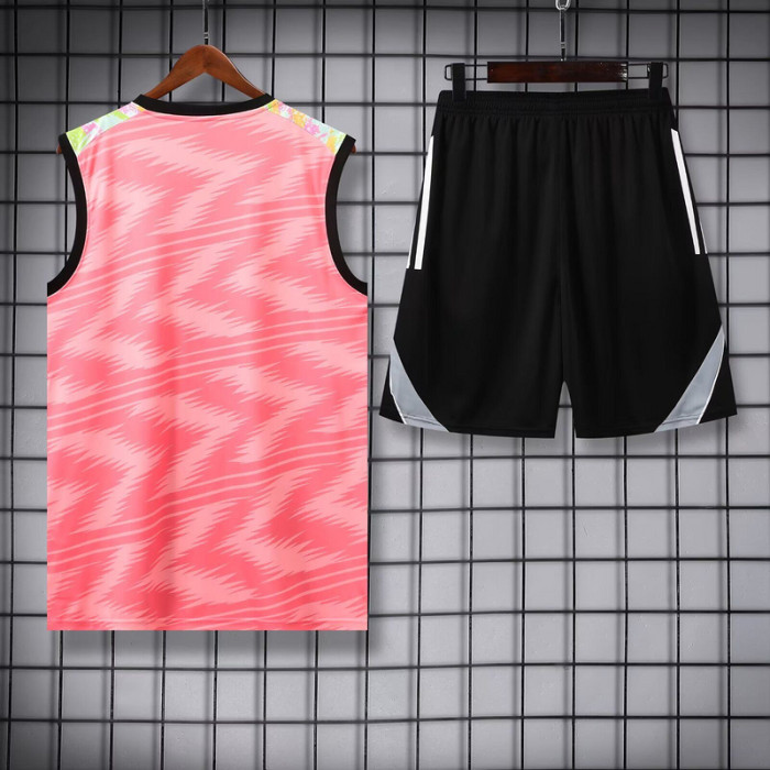 Adult Uniform 2025-2026 Real Madrid Pink Soccer Training Vest and Shorts Football Set