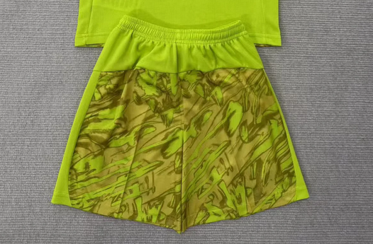 Fan Version 2025-2026 Marseille Green Goalkeeper Soccer Shorts Football Shorts