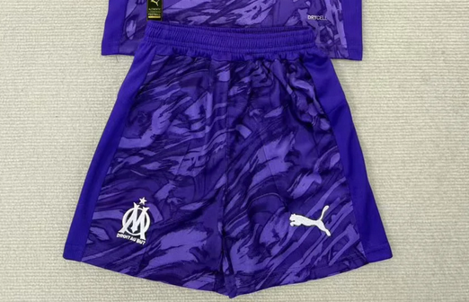 Fan Version 2025-2026 Marseille Purple Goalkeeper Soccer Shorts Football Shorts