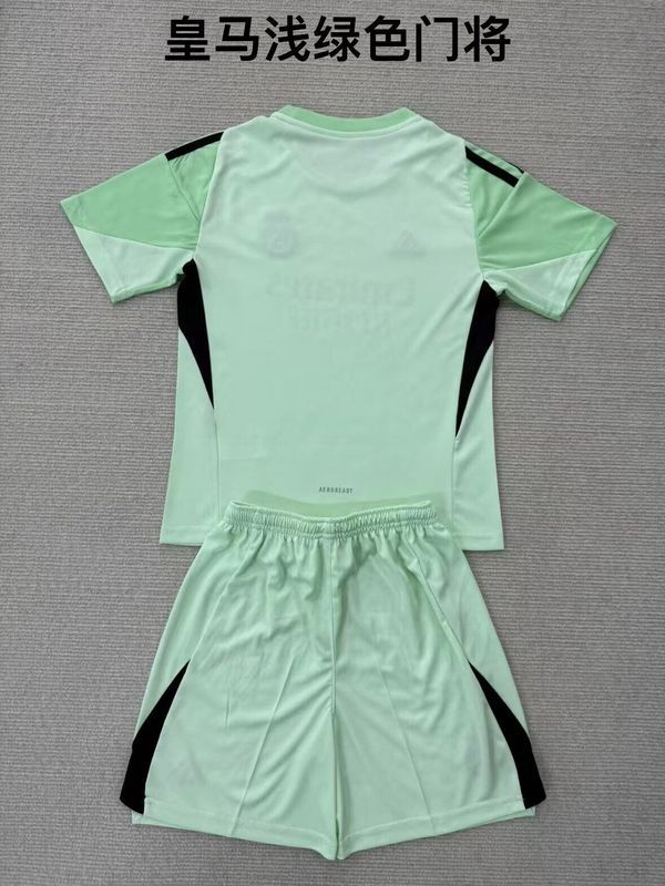 Youth Uniform Kids Kit 2025-2026 Real Madrid Light Green Goalkeeper Soccer Jersey Shorts Child Football Set