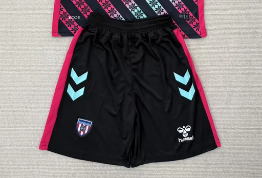 Fan Version 2025-2026 Sunderland Goalkeeper Soccer Shorts Football Shorts
