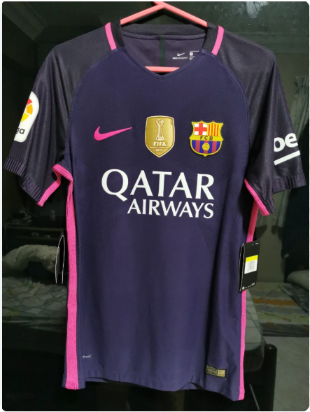 with Golden FIFA+LFP Patch Retro Camisetas de Futbol 2016-2017 Barcelona Away Purple Soccer Jersey