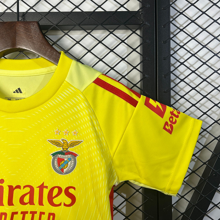 Youth Uniform Kids Kit 2025-2026 Benfica Yellow Goalkeeper Soccer Jersey Shorts Child Football Set