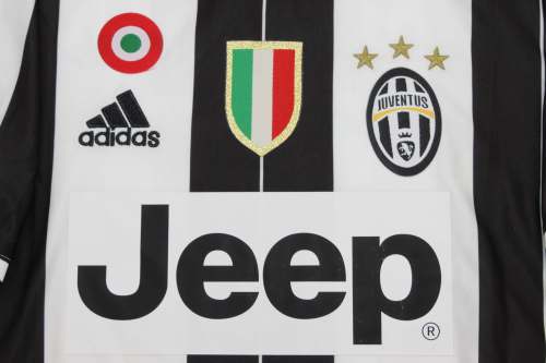 with Italia Coppa+Scudetto+UCL Patch Retro Jersey 2016-2017 Juventus Home Soccer Jersey Vintage Football Shirt