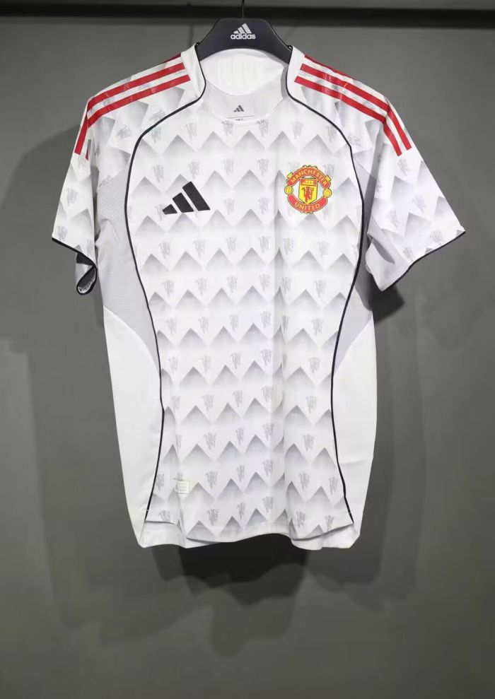Player Version 2025-2026 Manchester United White/Grey Special Edition Soccer Jersey Man United Football Shirt