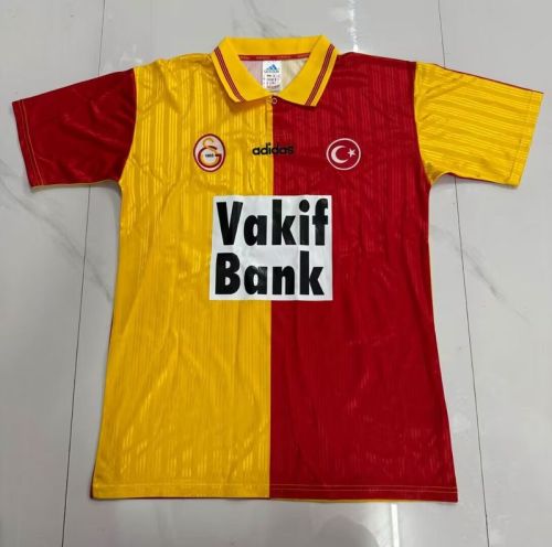 Retro Jersey 1996-1997 Galatasaray Home Soccer Jersey Vintage Football Shirt