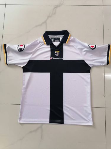 Retro Jersey 2005-2006 Parma Home Soccer Jersey Vintage Football Shirt