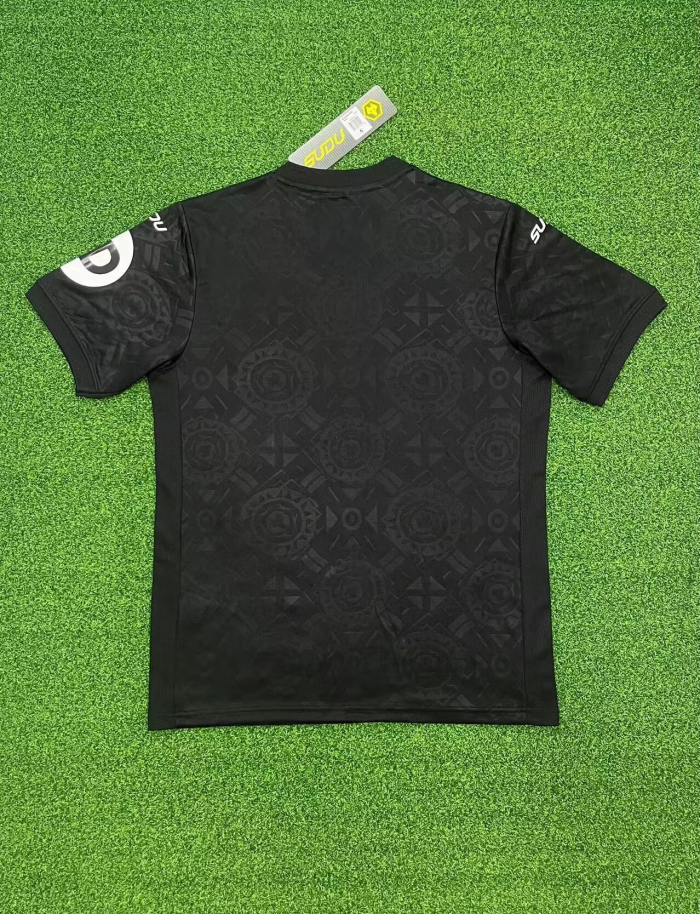 Fan Version Wolves Jersey 2025-2026 Wolverhampton Wanderers Black Goalkeeper Football Shirt Soccer Jersey